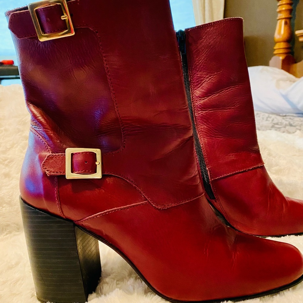 Warehouse Boot size 39 US 8 in red oxblood